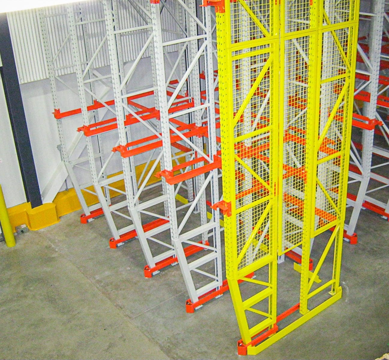 Drive-In, entrepot, warehouse, racking, palletier